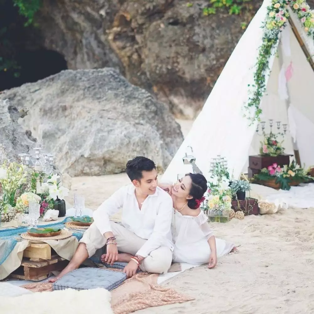 Rachel Vennya dan Niko Al Hakim sebelum cerai © Instagram Rachel Vennya dan Niko Al Hakim sebelum cerai © Instagram