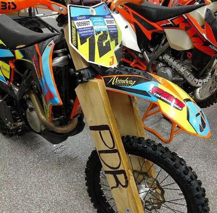 modifikasi motor nyeleneh dari kayu Instagram modifikasi motor nyeleneh dari kayu Instagram