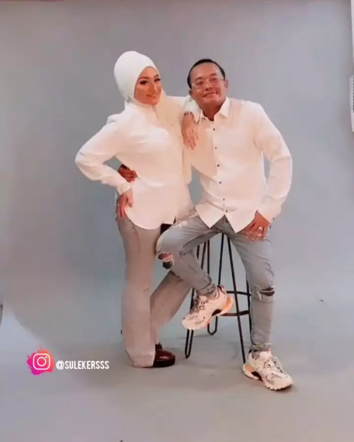 Momen pemotretan keluarga Sule © 2021 brilio.net Momen pemotretan keluarga Sule © 2021 brilio.net