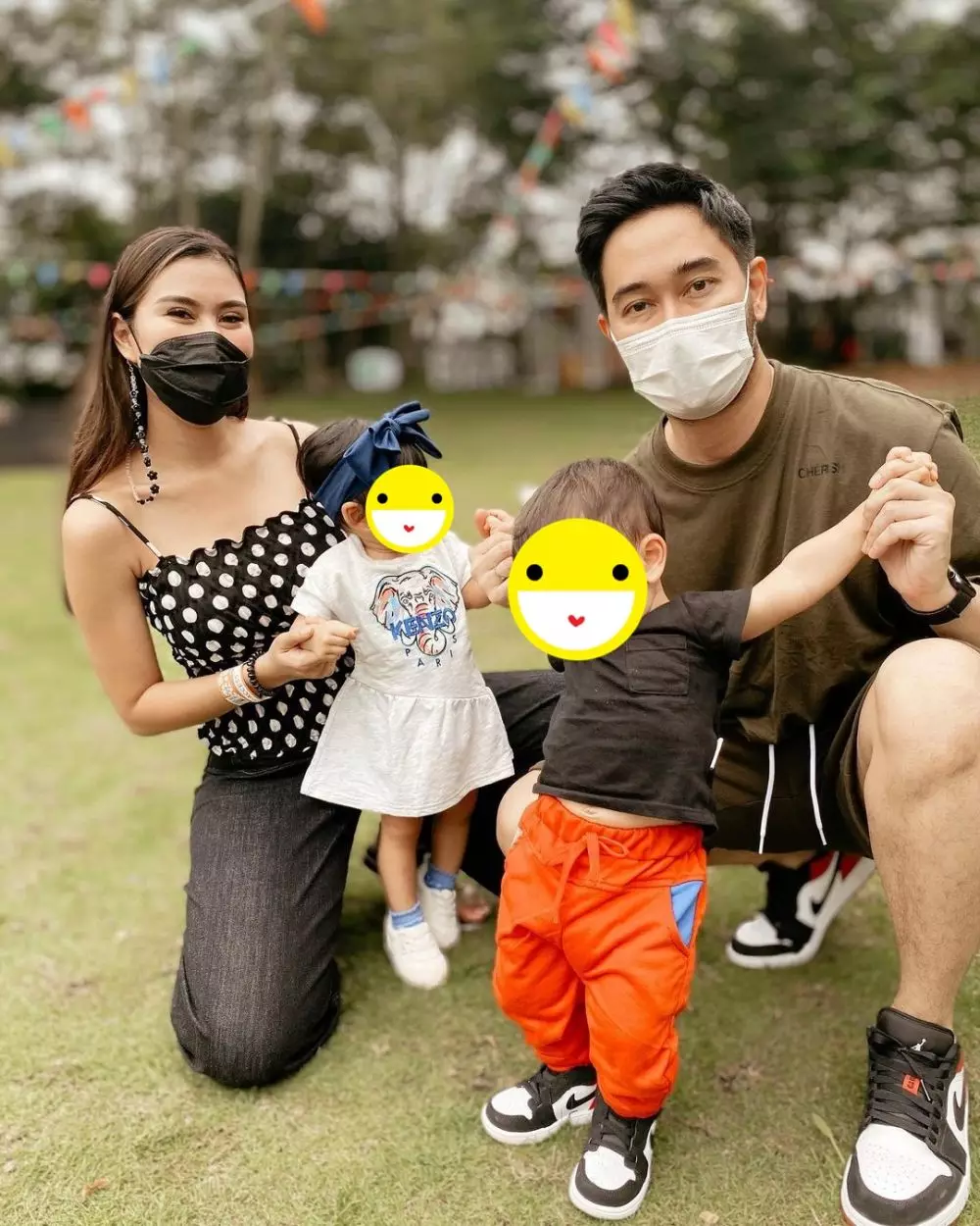 Seleb dikaruniai anak kembar pengantin Instagram Seleb dikaruniai anak kembar pengantin Instagram