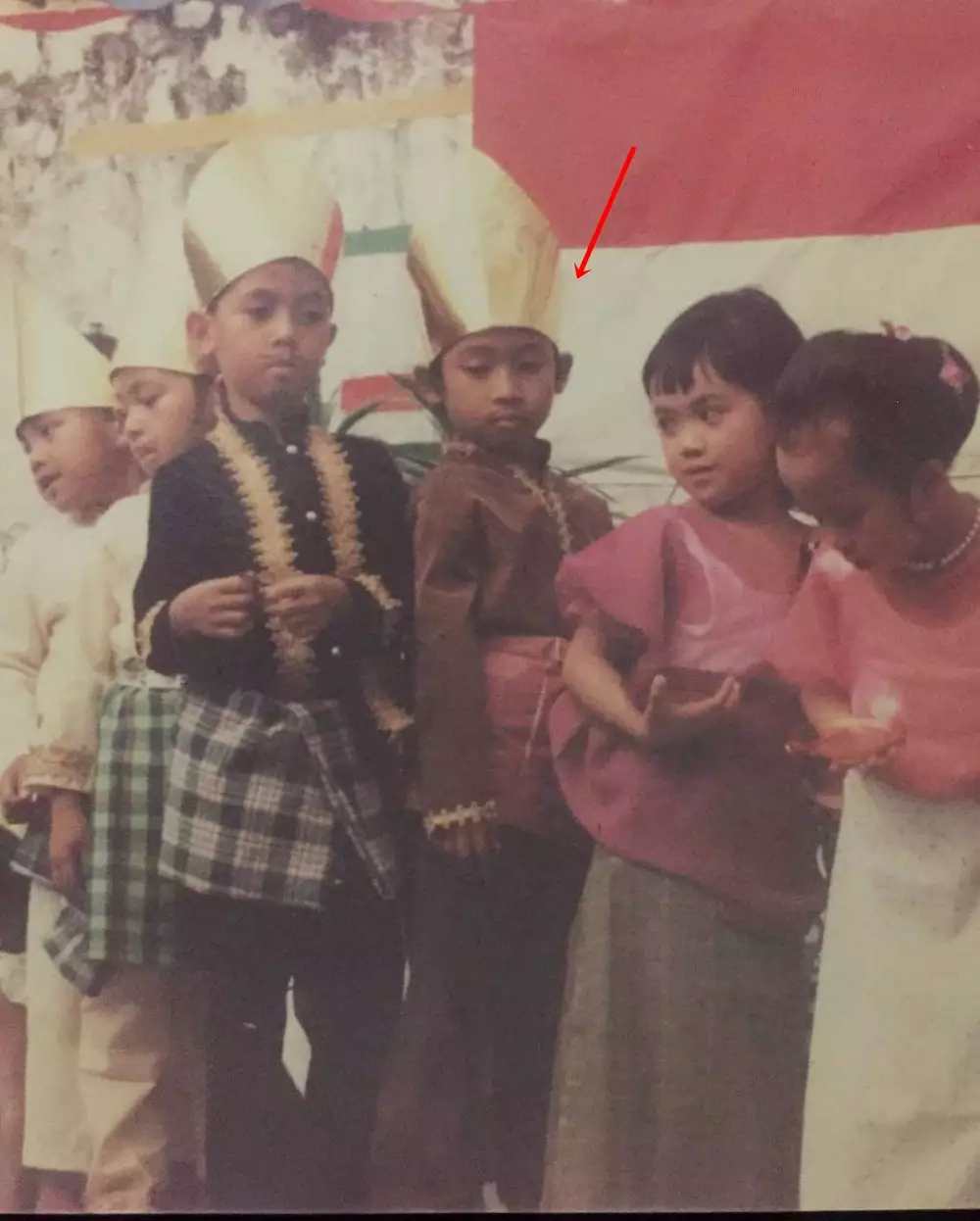 seleb masa kecil baju adat © 2021 brilio.net