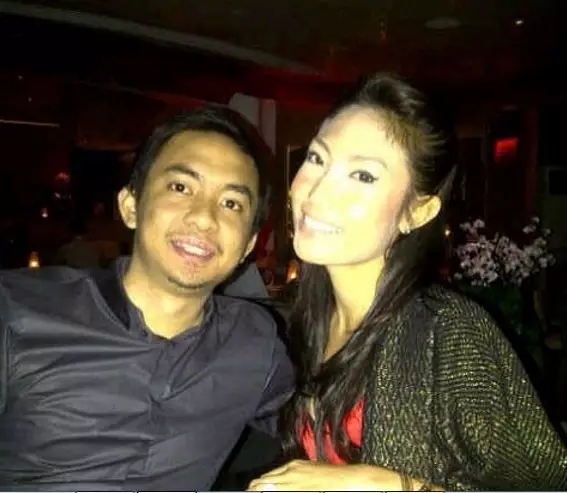 Potret lawas Ayu Dewi © berbagai sumber