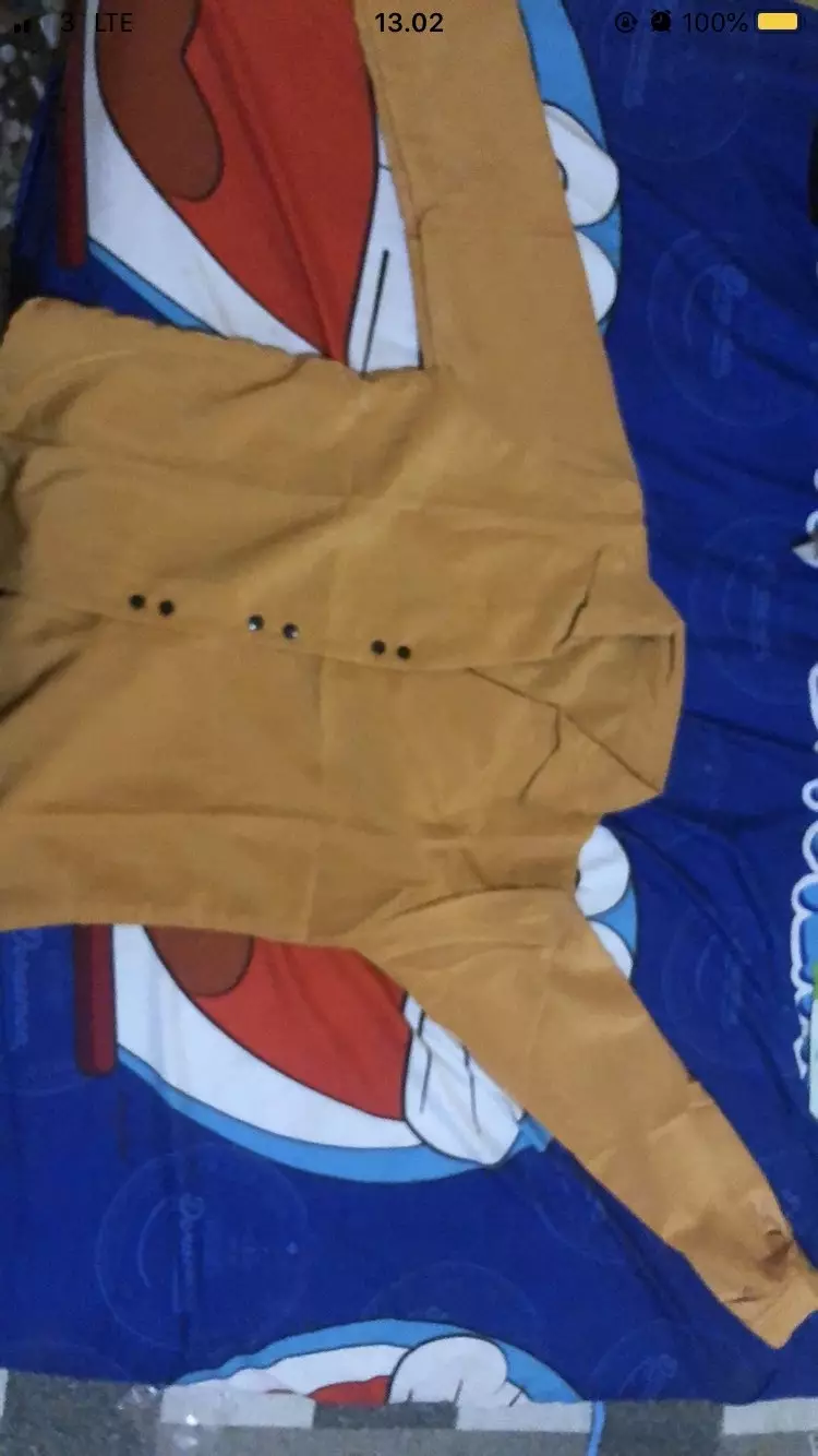 Potret baju di online shop © berbagai sumber