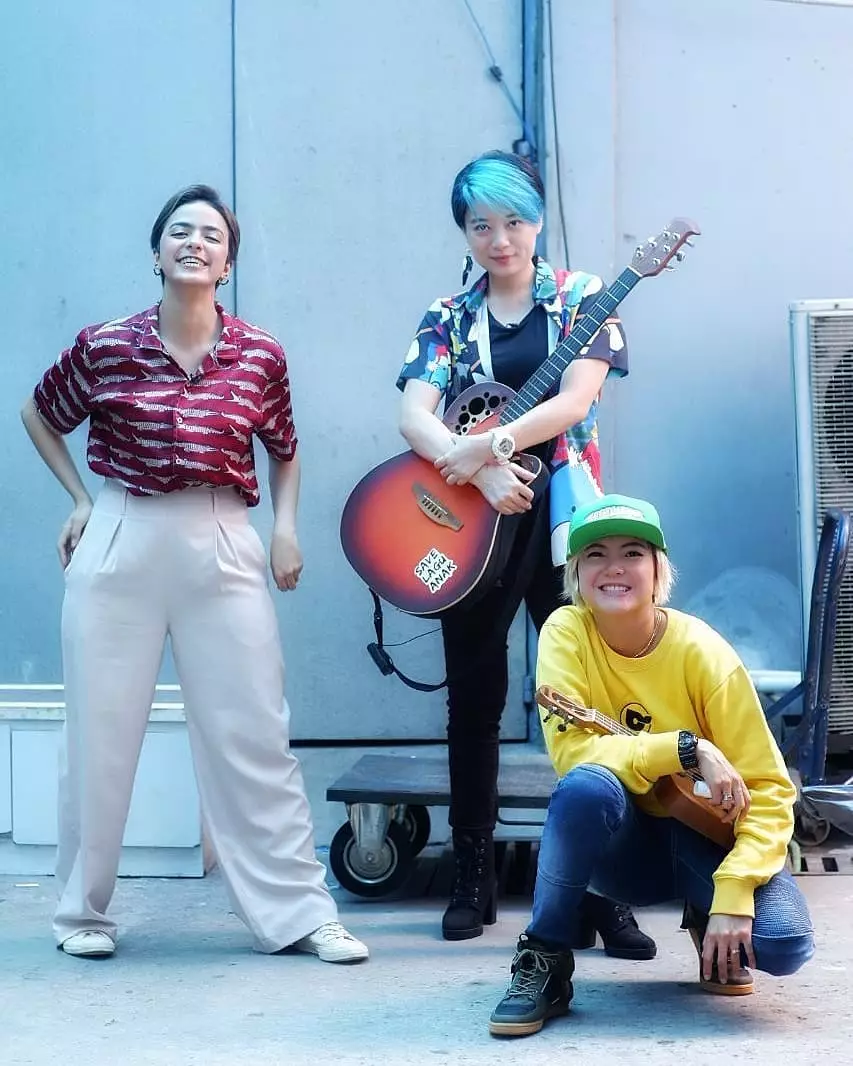 Potret penampilan terbaru Leony Instagram © 2021 brilio.net Potret penampilan terbaru Leony Instagram © 2021 brilio.net