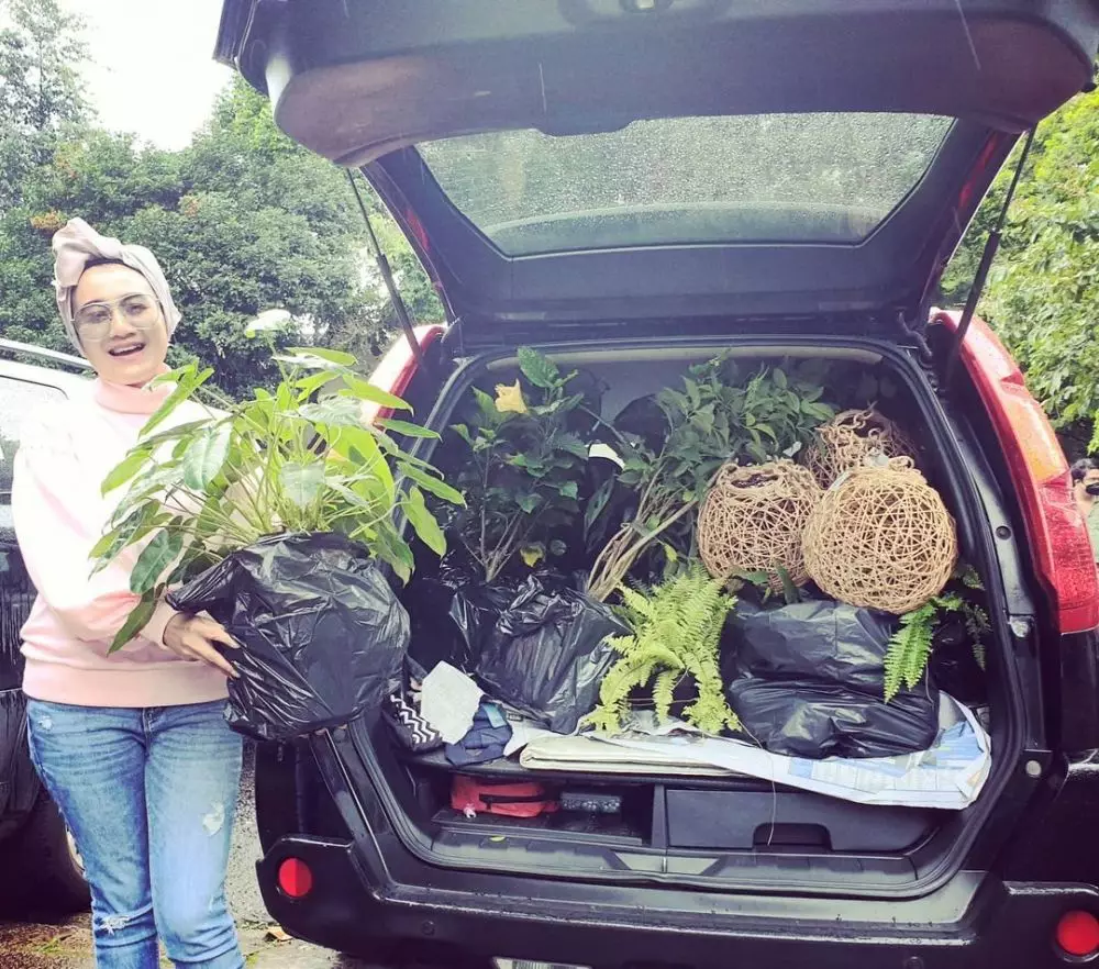 Potret terbaru nini carlina © 2021 brilio.net