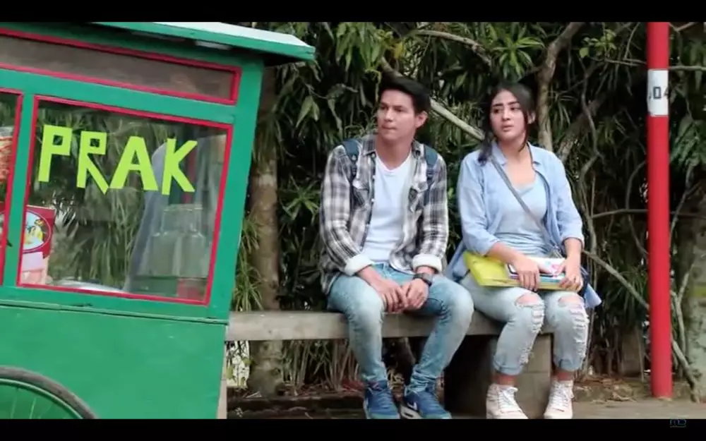 Margin Wieheerm saat main sinetron YouTube Margin Wieheerm saat main sinetron YouTube