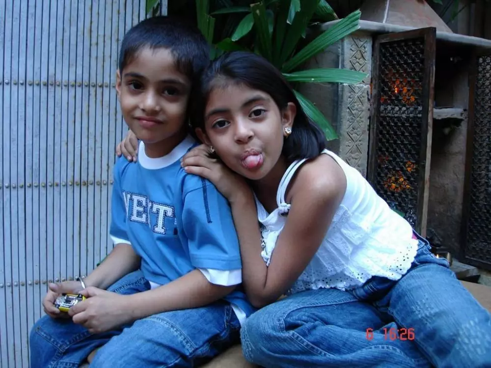 masa kecil Navya cucu Amitabh Bachchan © Instagram