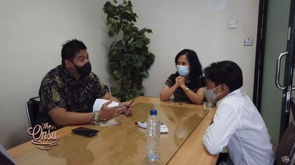 Betrand wawancara sekolah © YouTube