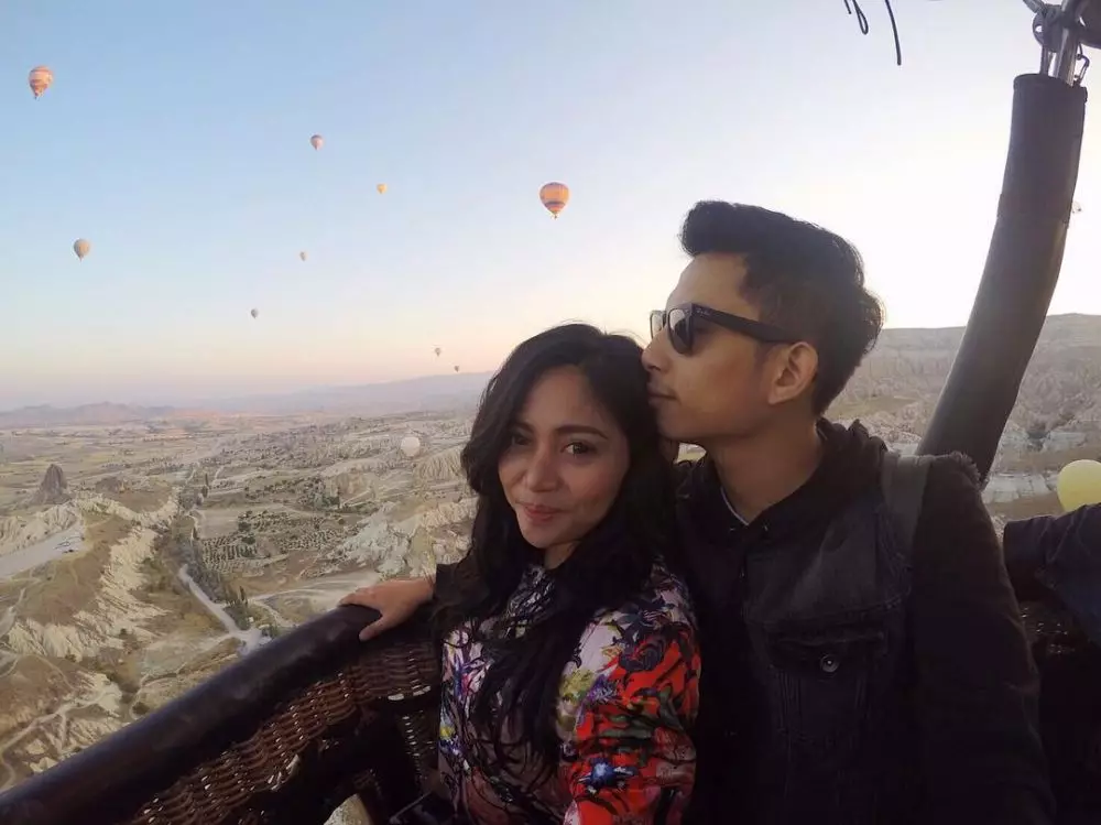 momen kenangan Rachel Vennya dan Niko Al Hakim © 2021 brilio.net momen kenangan Rachel Vennya dan Niko Al Hakim © 2021 brilio.net