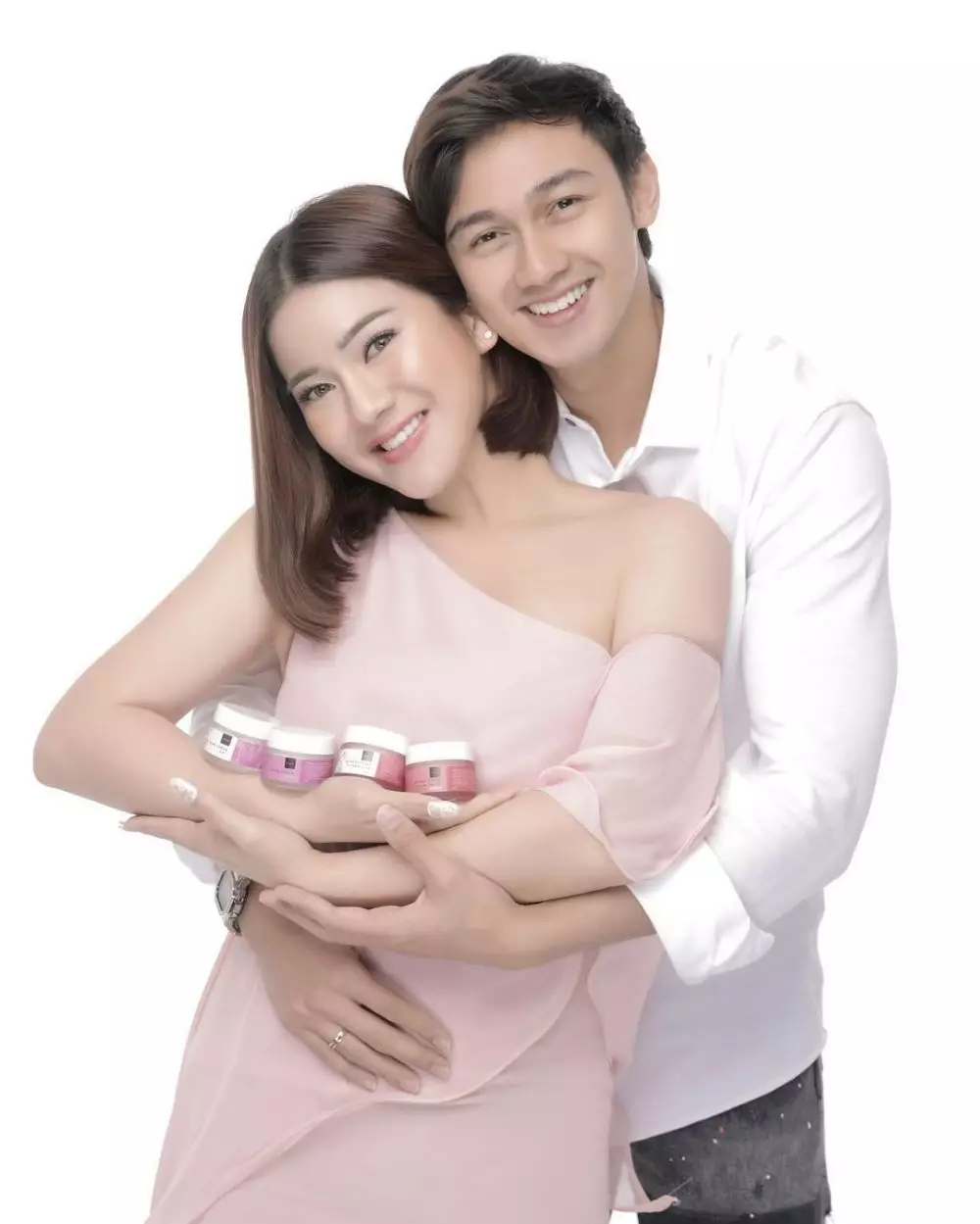 Gaya Felicya Angelista dengan rambut pendek © 2021 brilio.net Gaya Felicya Angelista dengan rambut pendek © 2021 brilio.net