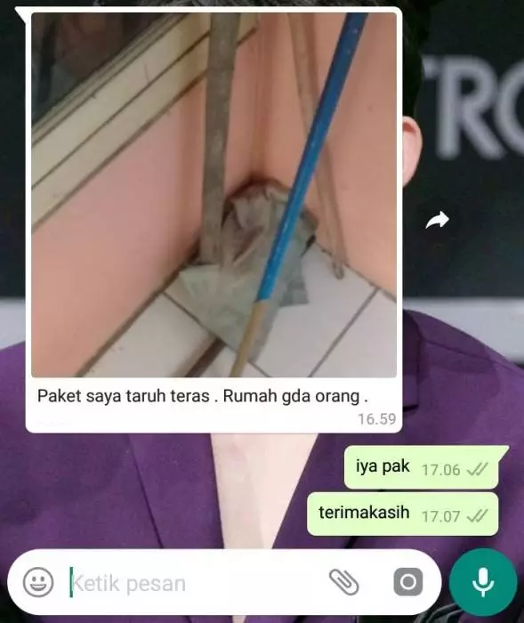 Chat foto penerima paket © berbagai sumber Chat foto penerima paket © berbagai sumber