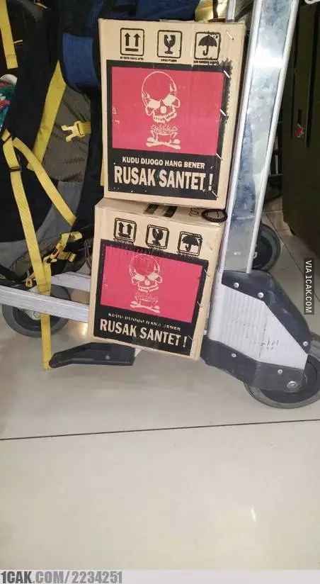 Pengumuman barang rusak © berbagai sumber Pengumuman barang rusak © berbagai sumber