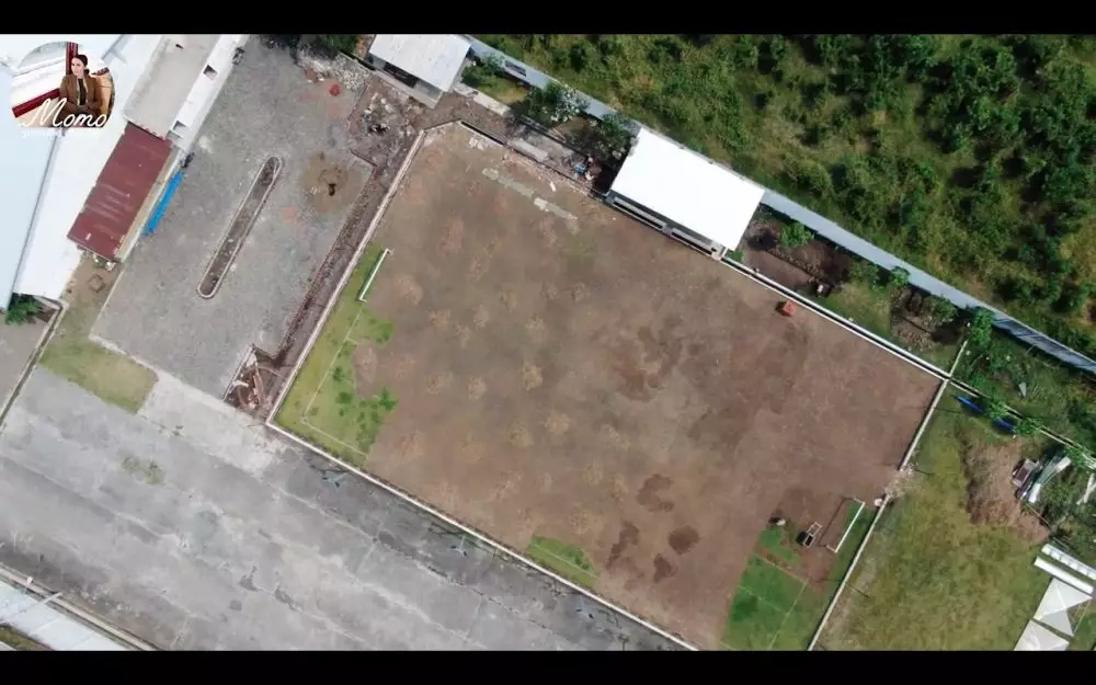 lapangan bola anak Momo Geisha YouTube lapangan bola anak Momo Geisha YouTube