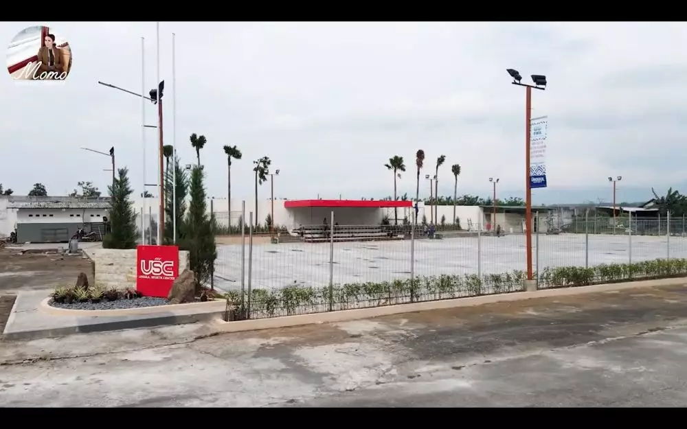 lapangan bola anak Momo Geisha YouTube lapangan bola anak Momo Geisha YouTube