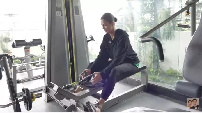 ruang gym Baim Wong dan Paula © YouTube