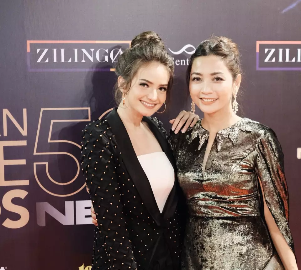 persahabatan enzy dan hesti © Instagram