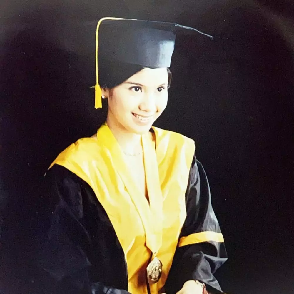 seleb cantik saat zaman kuliah © berbagai sumber