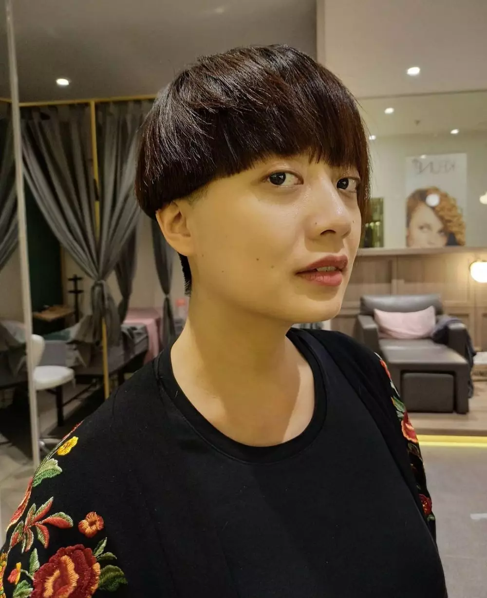 transformasi gaya rambut leony © Instagram transformasi gaya rambut leony © Instagram