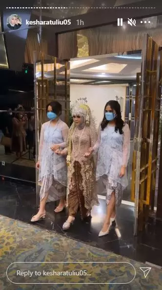 Momen akad nikah Kesha Ratuliu © Instagram & YouTube Momen akad nikah Kesha Ratuliu © Instagram & YouTube