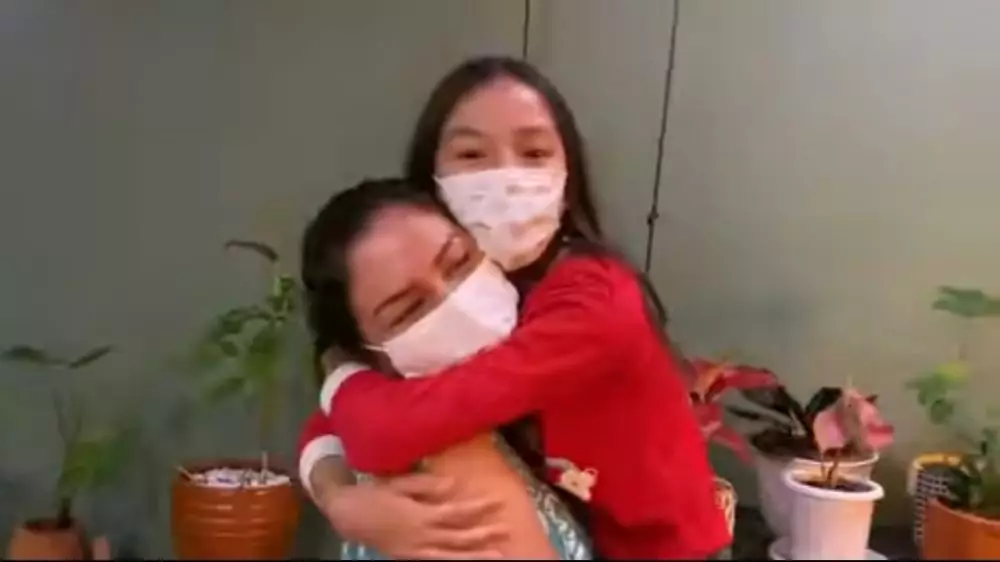 Momen Donna Agnesia sembuh Covid-19 © 2021 brilio.net Momen Donna Agnesia sembuh Covid-19 © 2021 brilio.net