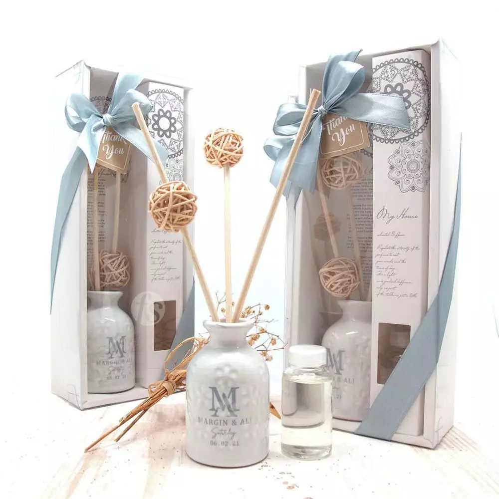 pernak pernik nikahan ali margin © Instagram pernak pernik nikahan ali margin © Instagram