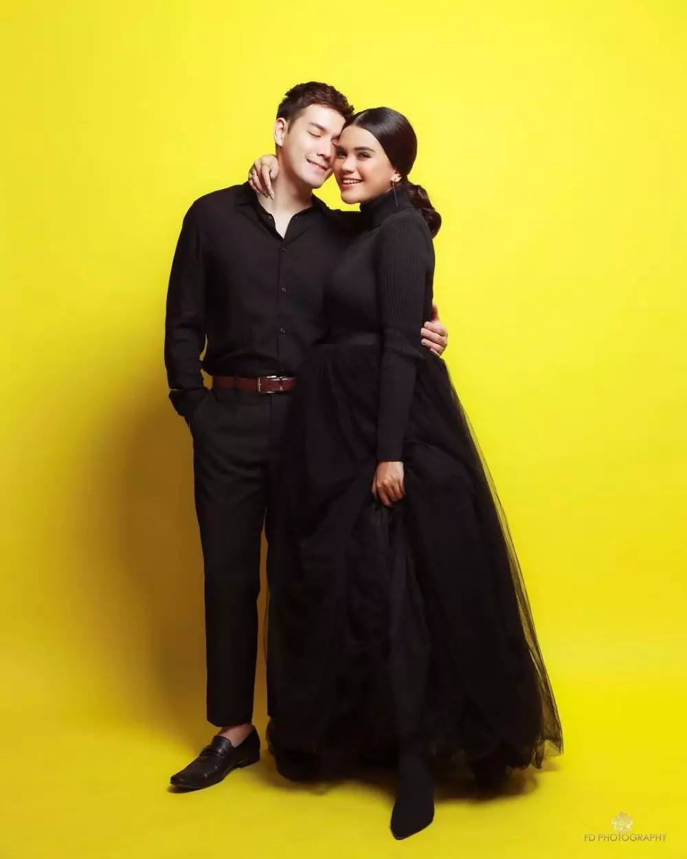 pemotretan Audi Marissa bertema couple in black © 2021 brilio.net pemotretan Audi Marissa bertema couple in black © 2021 brilio.net