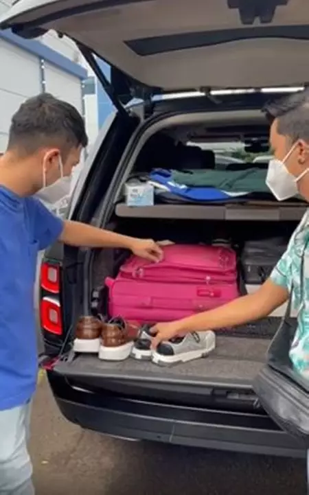 isi mobil Raffi Ahmad © Instagram isi mobil Raffi Ahmad © Instagram