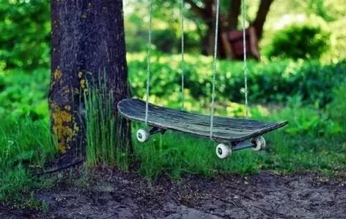 ayunan nyeleneh banget Berbagai sumber