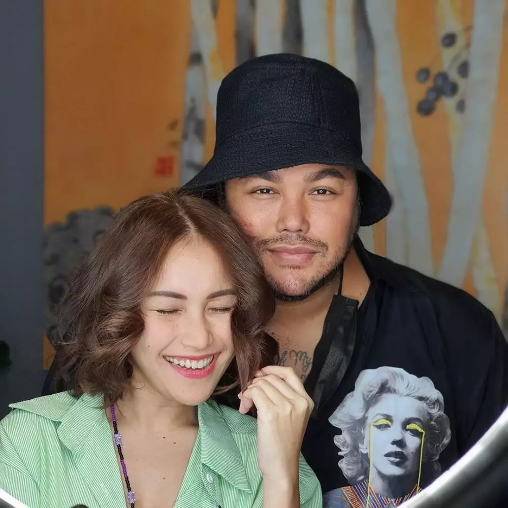 Ayu Ting Ting rambut baru © Instagram Ayu Ting Ting rambut baru © Instagram