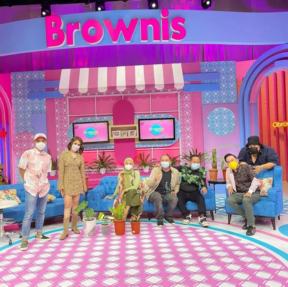 Ayu Ting Ting rambut baru © Instagram Ayu Ting Ting rambut baru © Instagram