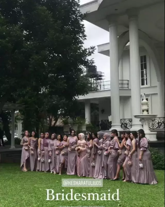 Potret resepsi pernikahan Kesha Instagram © 2021 brilio.net Potret resepsi pernikahan Kesha Instagram © 2021 brilio.net