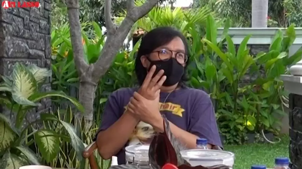 Cerita perjuangan Ari Lasso sembuh dari Covid-19 YouTube© 2021 brilio.net Cerita perjuangan Ari Lasso sembuh dari Covid-19 YouTube© 2021 brilio.net