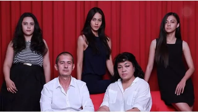 potret lawas Paula Verhoeven bersaudara ©Instagram potret lawas Paula Verhoeven bersaudara ©Instagram