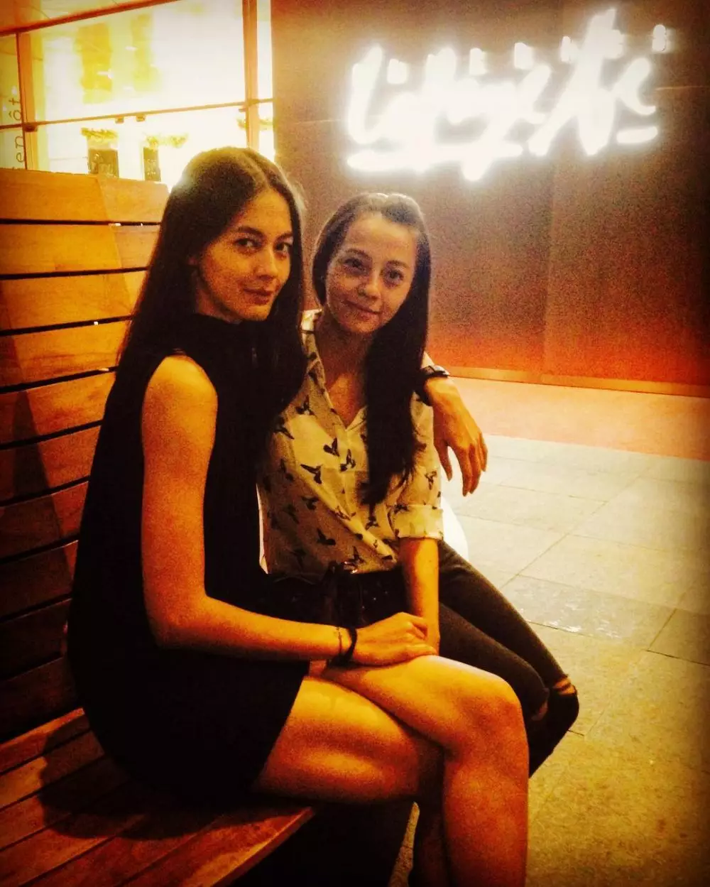 potret lawas Paula Verhoeven bersaudara ©Instagram potret lawas Paula Verhoeven bersaudara ©Instagram
