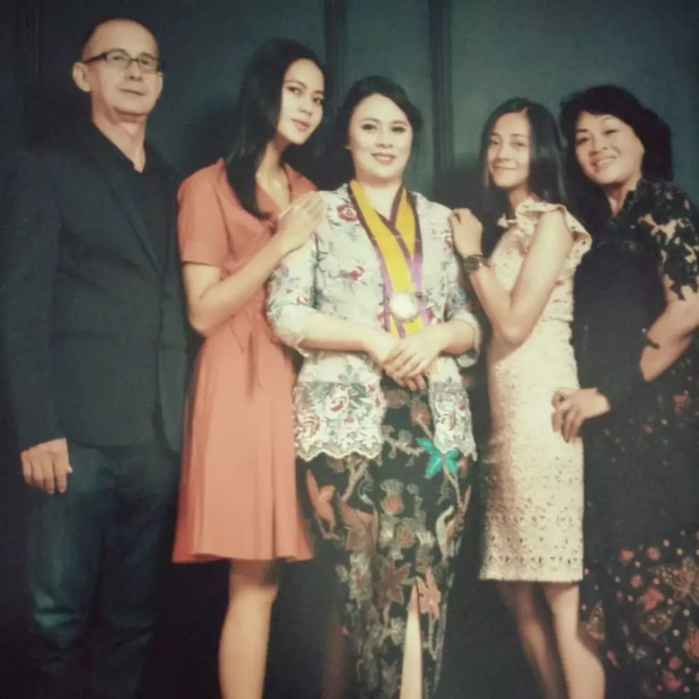 potret lawas Paula Verhoeven bersaudara ©Instagram potret lawas Paula Verhoeven bersaudara ©Instagram