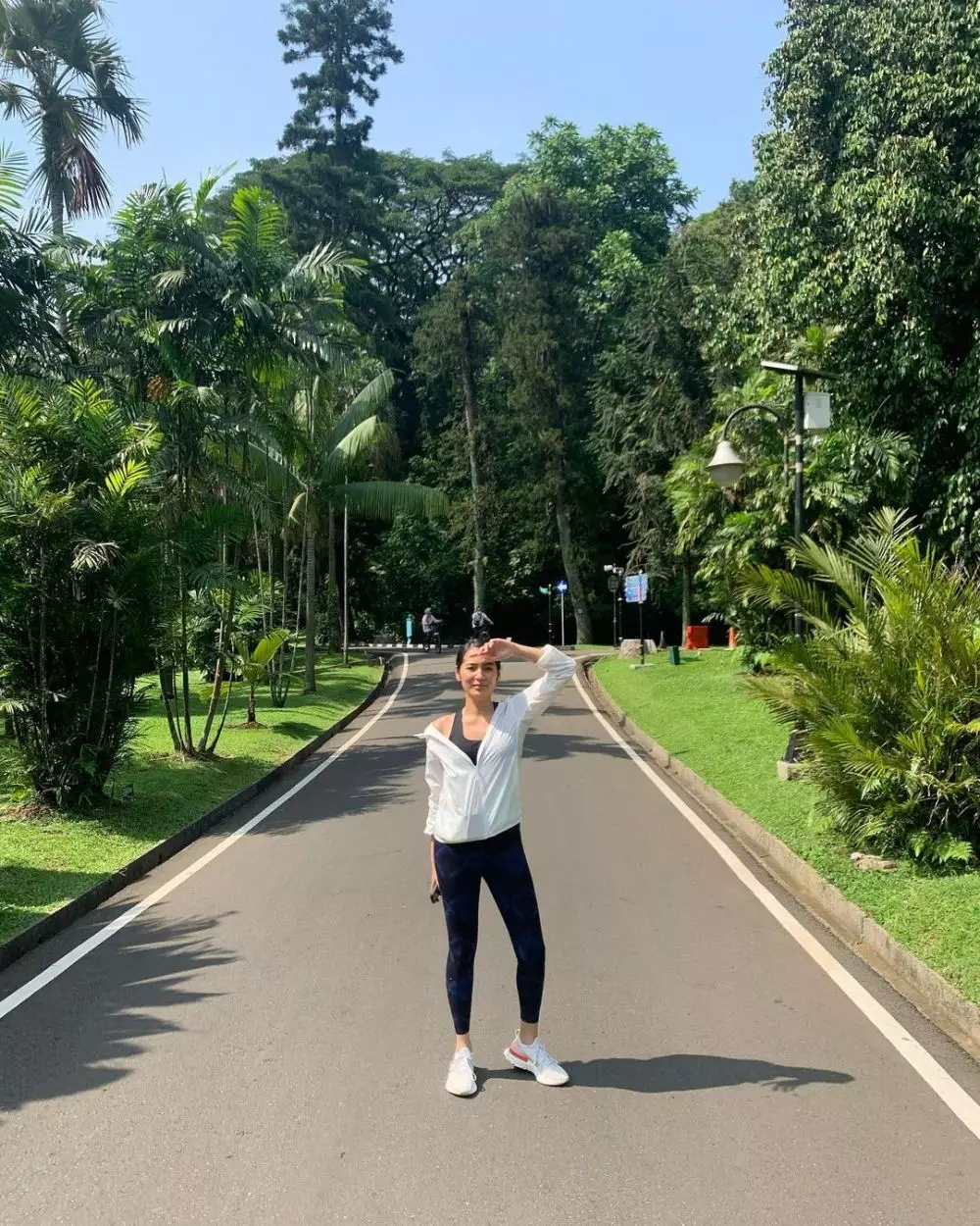 OOTD Niken Anjani © 2021 brilio.net