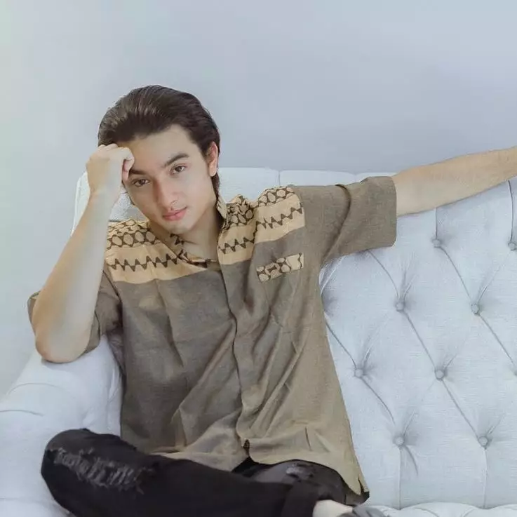 Nama asli pesinetron ganteng © Instagram