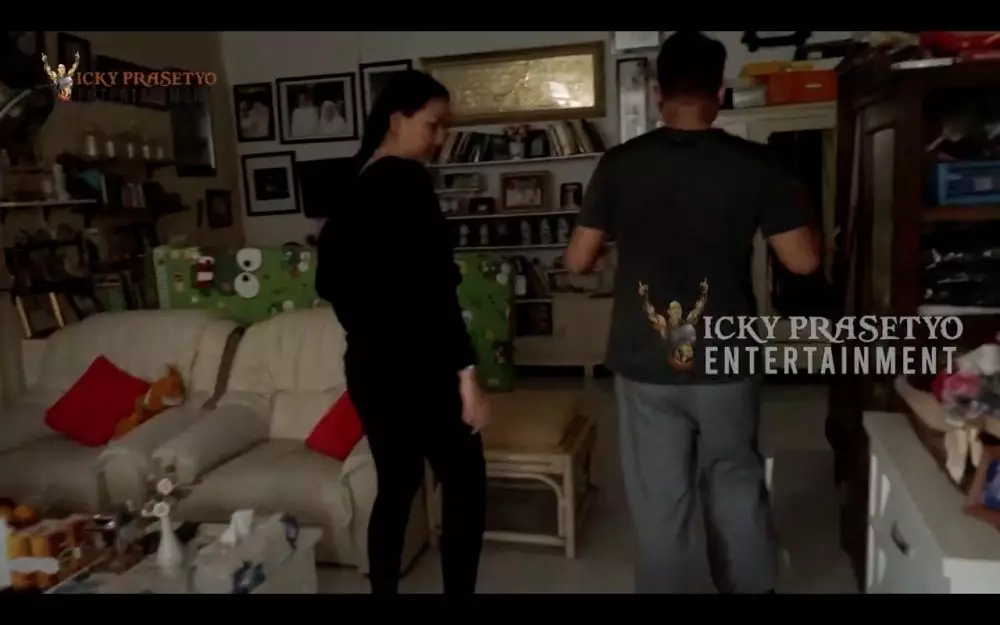 Penampakan rumah ibunda Kalina Ocktaranny YouTube