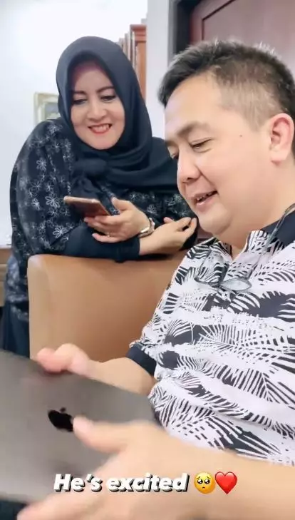 momen ultah ayah karin © Instagram