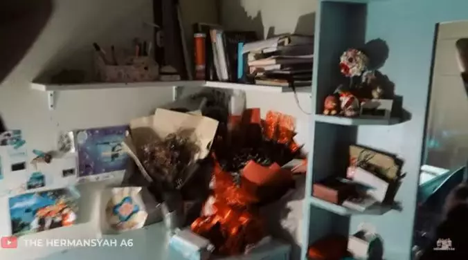 kamar tidur Sarah Menzel © 2021 brilio.net