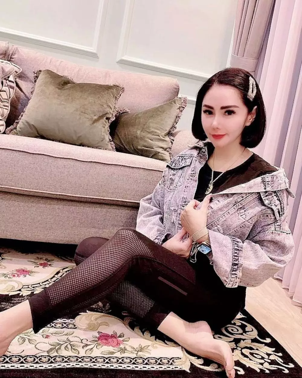 Seleb 40-an ubah gaya rambut © Instagram Seleb 40-an ubah gaya rambut © Instagram