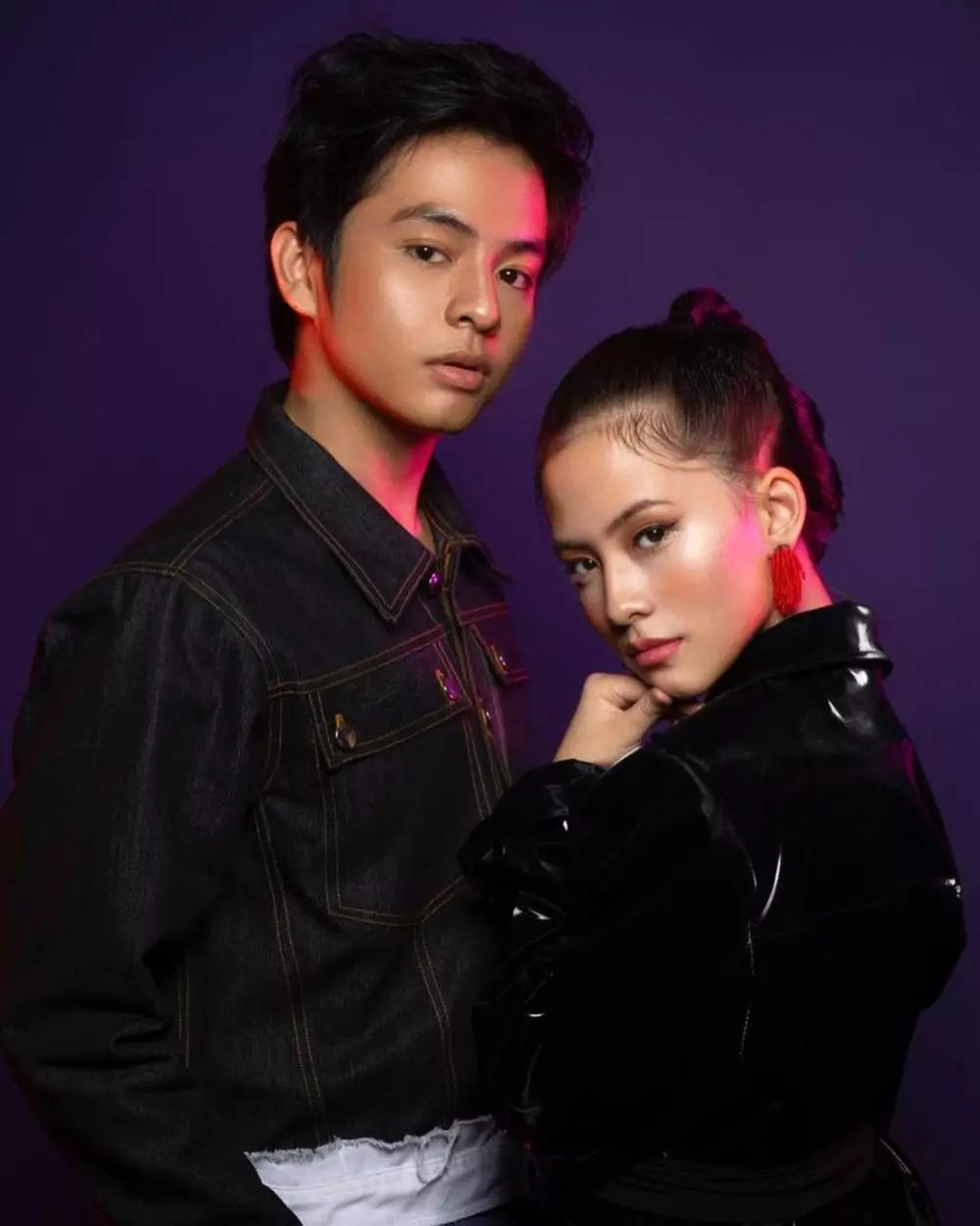 Adhisty Zara bermakeup tebal © 2021 brilio.net