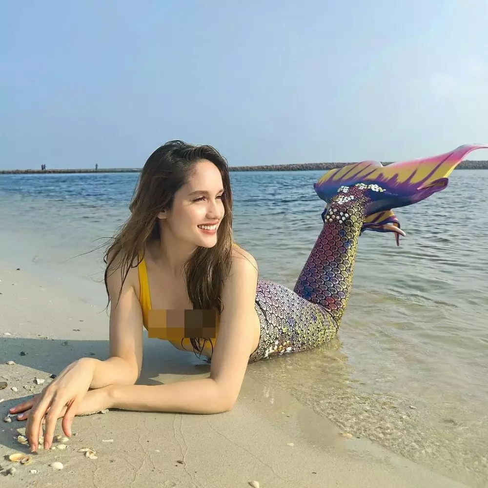potret Cinta Laura outfit mermaid © Instagram