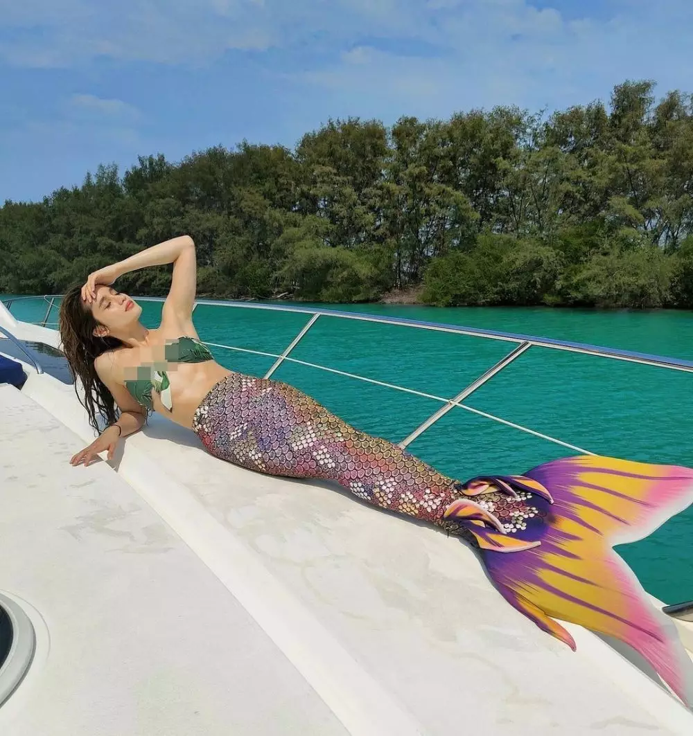 potret Cinta Laura outfit mermaid © Instagram