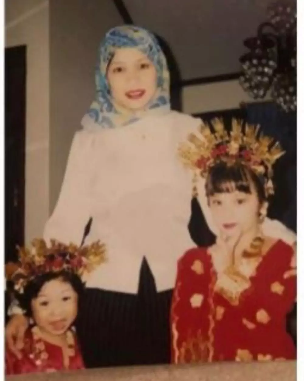 Kebersamaan Nikita Willy dan ibu  © Instagram