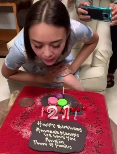 tulisan kue ultah seleb   © 2021 brilio.net