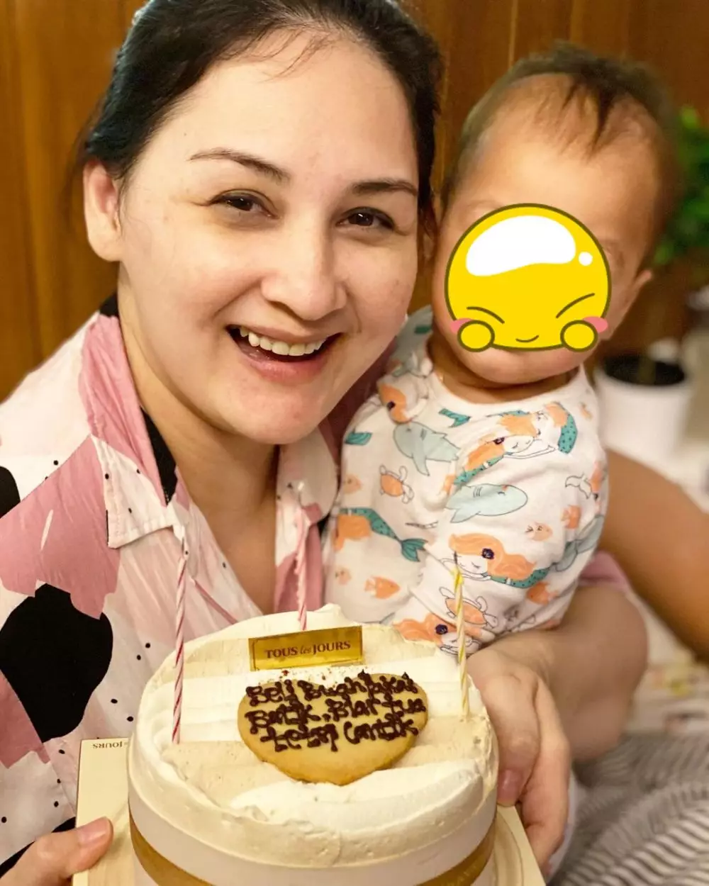 tulisan kue ultah seleb   © 2021 brilio.net