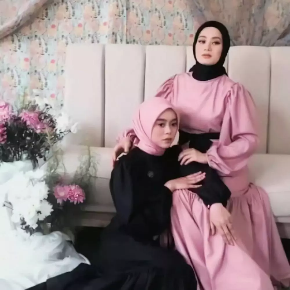 Pemotretan Dinda Hauw dan Lesty Kejora Instagram © 2021 brilio.net