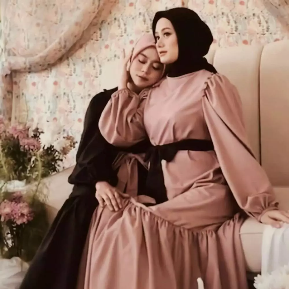 Pemotretan Dinda Hauw dan Lesty Kejora Instagram © 2021 brilio.net