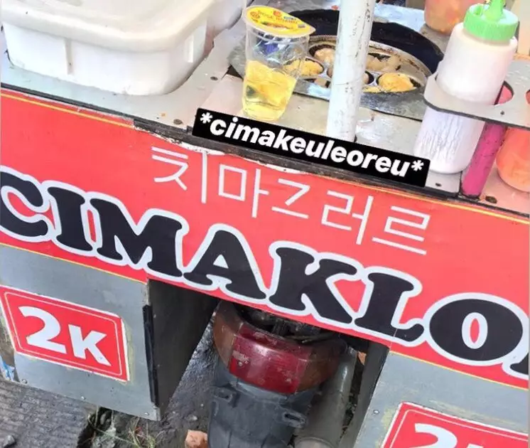 Tulisan di gerobak cilok © berbagai sumber Tulisan di gerobak cilok © berbagai sumber